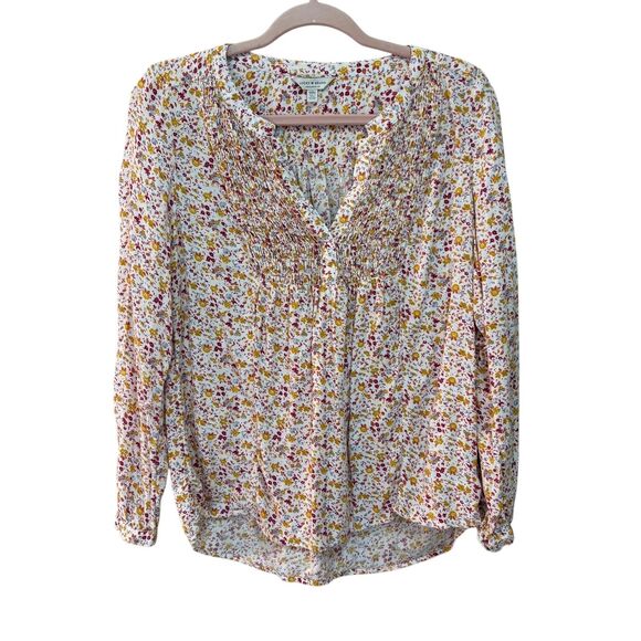 Lucky Brand Blouse Womens Medium White Floral Print Smocked V Neck Boho Top - Picture 2 of 7